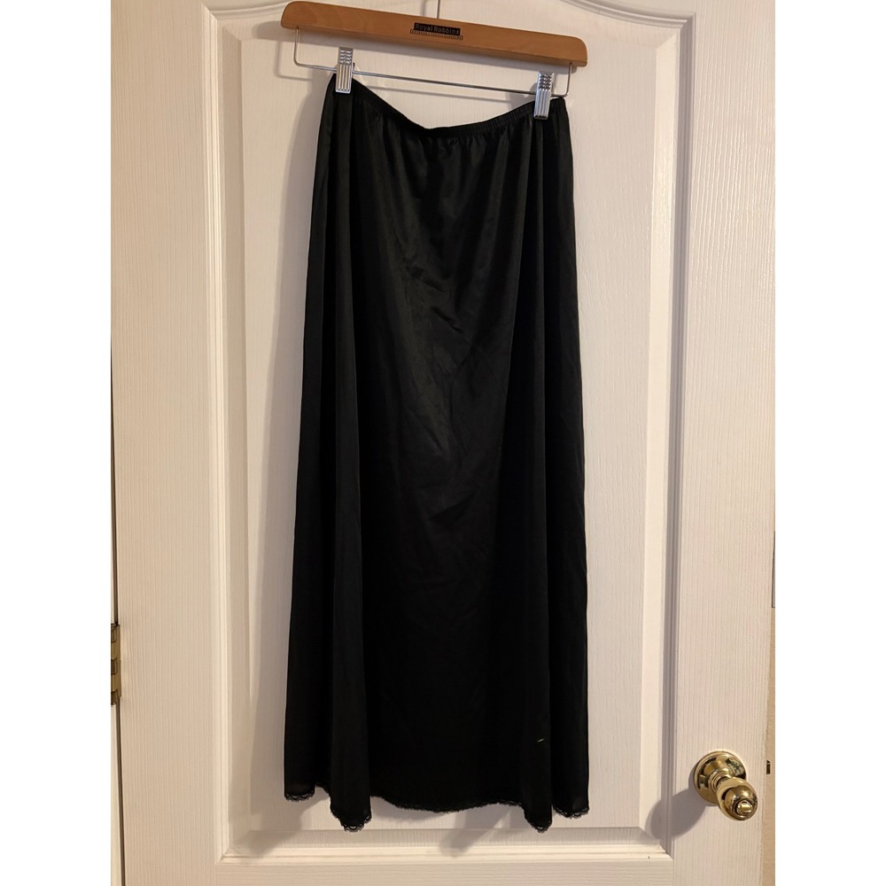 Vanity Fair Maxi Slip Skirt Medium Black Excellent Lace Trim Antron III Nylon